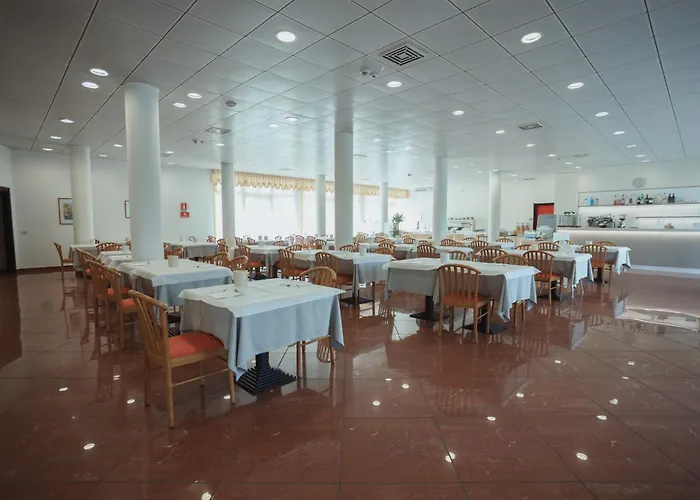 Santo Stefano 3* ביביונה