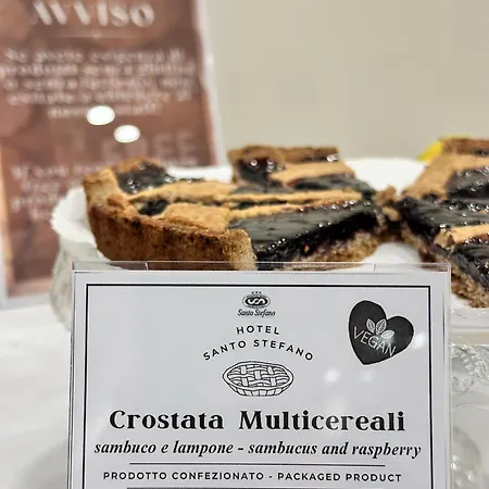 Santo Stefano 3* ביביונה