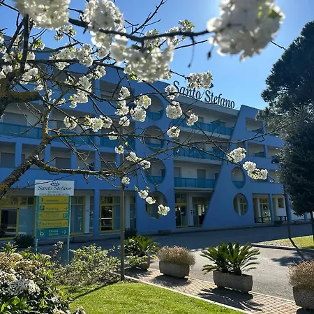 Santo Stefano فندق بيبيوني